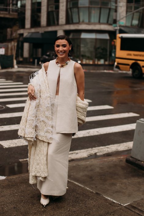 korale-modna-bizuteria-wiosna-lato-2026-New York str F25 0131