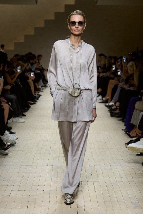 Emporio Armani S26 011