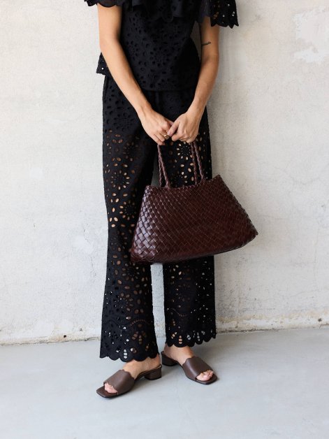 1499 L37_SS_D1_052-1