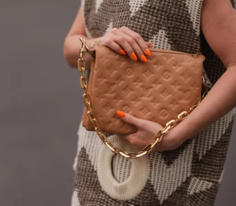 Stylowy neonowy manicure nanbsp;wiosnę inbsp;lato. 20 inspiracji