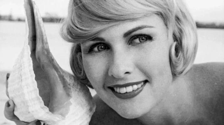 Ciągły hałas i&nbsp;cudze oczekiwania zagłuszają nasz wewnętrzny głos. Jak znów usłyszeć siebie?