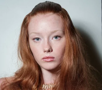 Nocna pielęgnacja włosów: działa, kiedy my śpimy