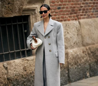 Kopertówki oversize wypierają shopperki. 9 stylowych modeli