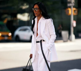 Metamorfoza kobiecego garnituru. Jest teraz miękki inbsp;zwiewny niczym letnia sukienka