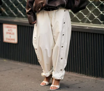 Ikony stylu znów noszą buty T-bar. Jeden znbsp;ciekawszych fasonów sezonu