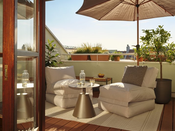 Trendy 2026 w urządzaniu balkonów i tarasów 30