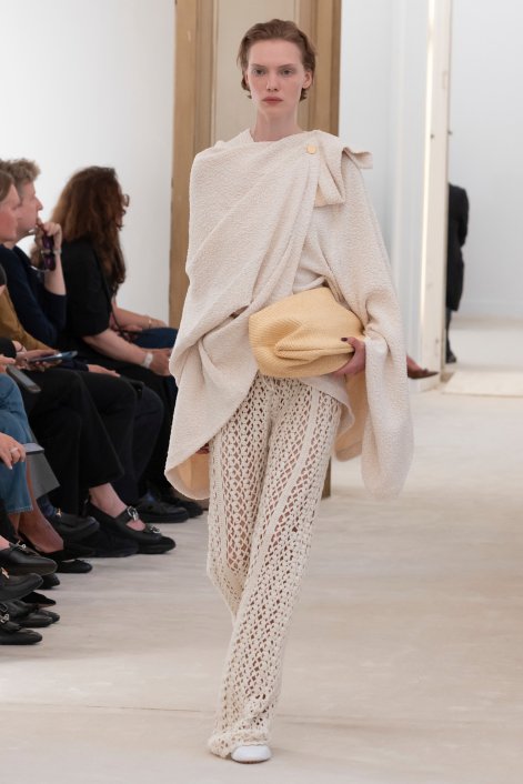 Ferretti PO S26 004