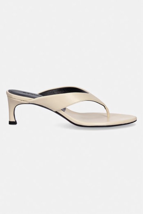 SS26-KLD1B0-12X_F2_11zon