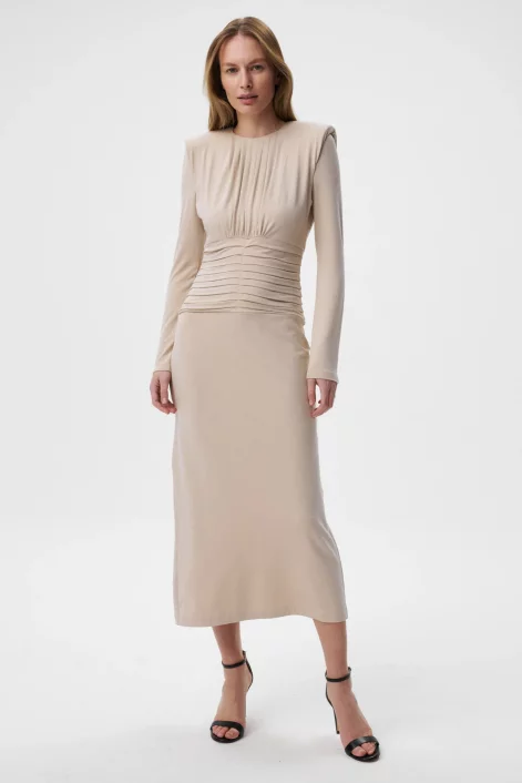 990 mari-preti-bezowa-sukienka-midi-deluna-ii-z-rozciagliwego-dzerseju