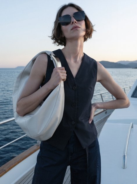 Bri_Set05_001_P_upscale 2