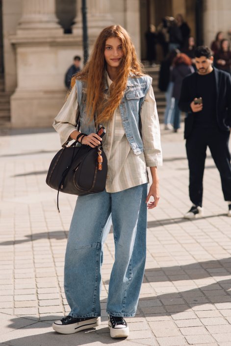 Paris str F26 3308