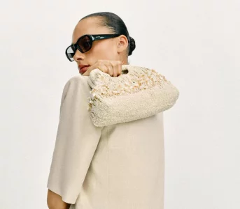 Torebki znbsp;koralikami znów zachwycają. 14 wyjątkowych modeli znbsp;nowych kolekcji