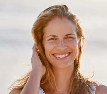 Szara, zmęczona cera? Ten 7-dniowy plan pielęgnacji odmieni ją nie donbsp;poznania