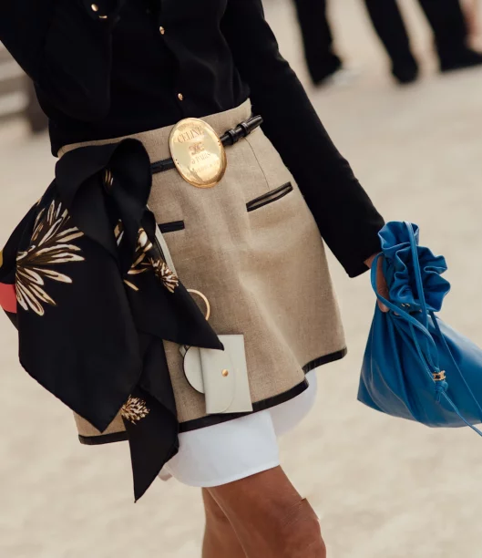 7 stylowych pomysłów nanbsp;chustę znbsp;paryskiego tygodnia mody