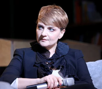 Czułe przewodniki Natalii de Barbaro. 3 książki psycholożki dla kobiet, które szukają własnej drogi