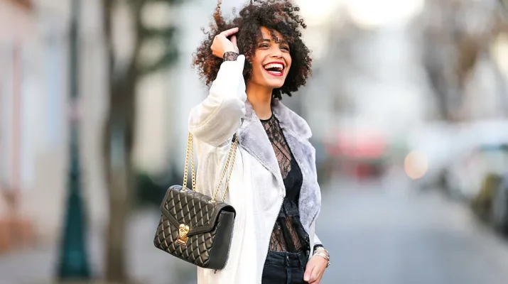 Radość i&nbsp;szczęście odczuwamy zupełnie inaczej. Czym różnią się te dwie emocje?