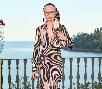 Trend Pucci summer zabiera nas nanbsp;wakacje donbsp;Włoch lat 70. Moda kocha takie nawiązania
