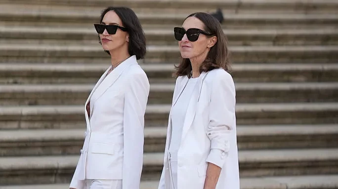 Czym się różni smart casual od&nbsp;black tie? 6 typów eleganckiego dress code'u