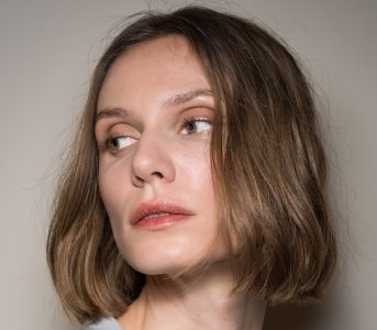 Wszyscy mówią onbsp;effortless beauty. Kosmetyki tonujące doskonale wpisują się wnbsp;nowy trend