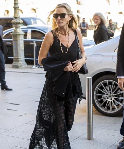 7 rzeczy z&nbsp;szafy Kate Moss, które nadadzą stylizacji letniej nonszalancji