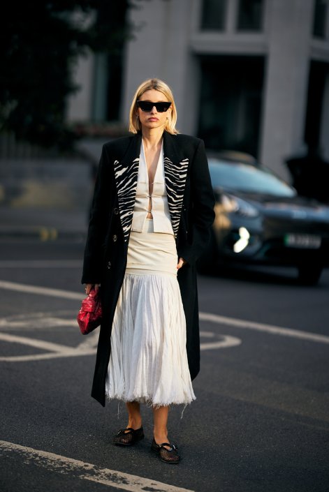 London str S25 0763