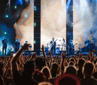 Wakacje znbsp;muzyką, którą kochamy. Rusza festiwal Erste Letnie Brzmienia