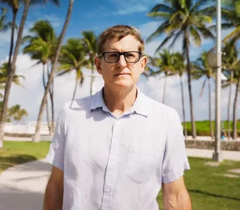 Nowy dokument Netflixa pokazuje męskie zagubienie, gniew inbsp;cyniczny biznes