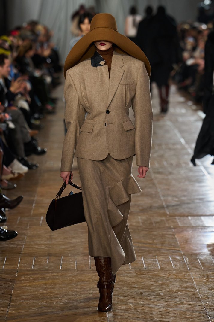 Lanvin F26 011