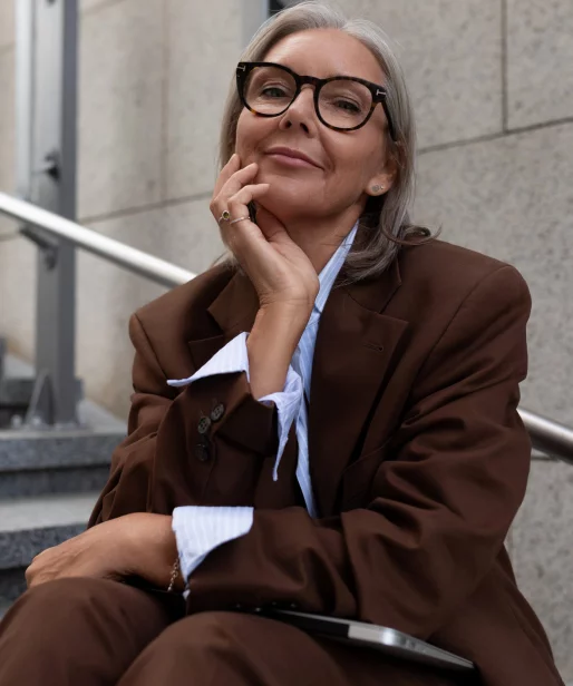 Technologia nie tylko dla młodych. Projekt „Aktywny Cyber Senior” aktywizuje inbsp;łączy pokolenia
