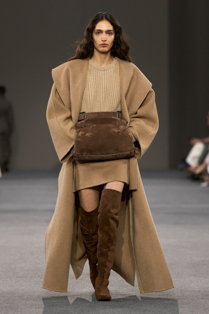 Max Mara F26 034