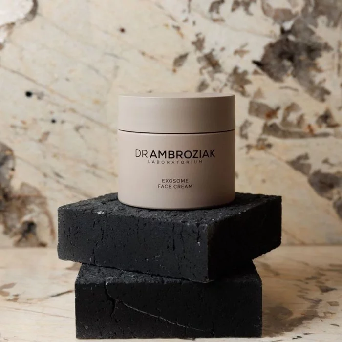 pol_pl_Dr-Ambroziak-Exosome-Face-Cream-50-ml-46698_2