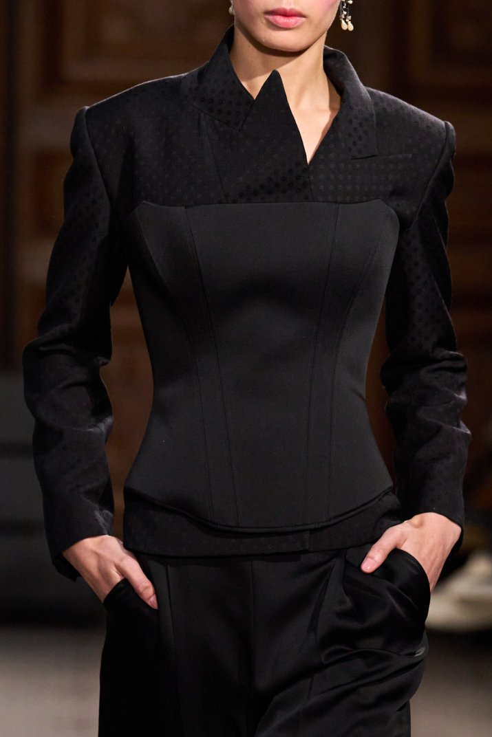 Nina Ricci clp F26 048