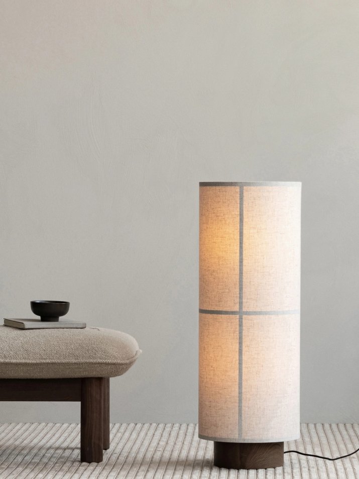 dodatki w duchu slow living - stojąca lampa