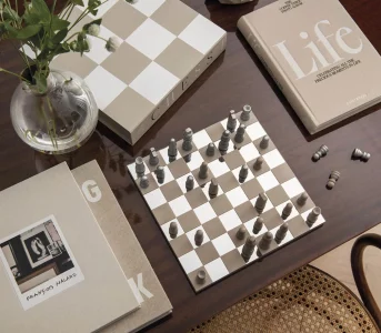 Wybieramy najpiękniejsze coffee table games nanbsp;2027 rok. Zachwycą znajomych