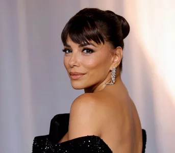 Eva Longoria nosi najmodniejszą grzywkę sezonu. Tak wycieniowana była hitem lat 90.